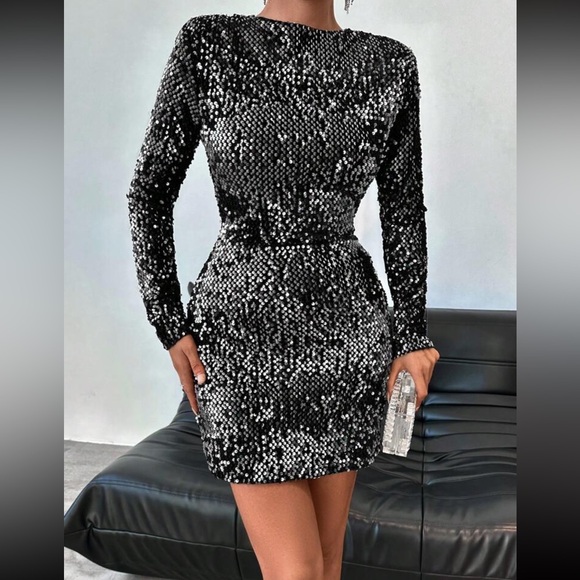 Black Sequin Long Sleeve Dress - Picture 4 of 7